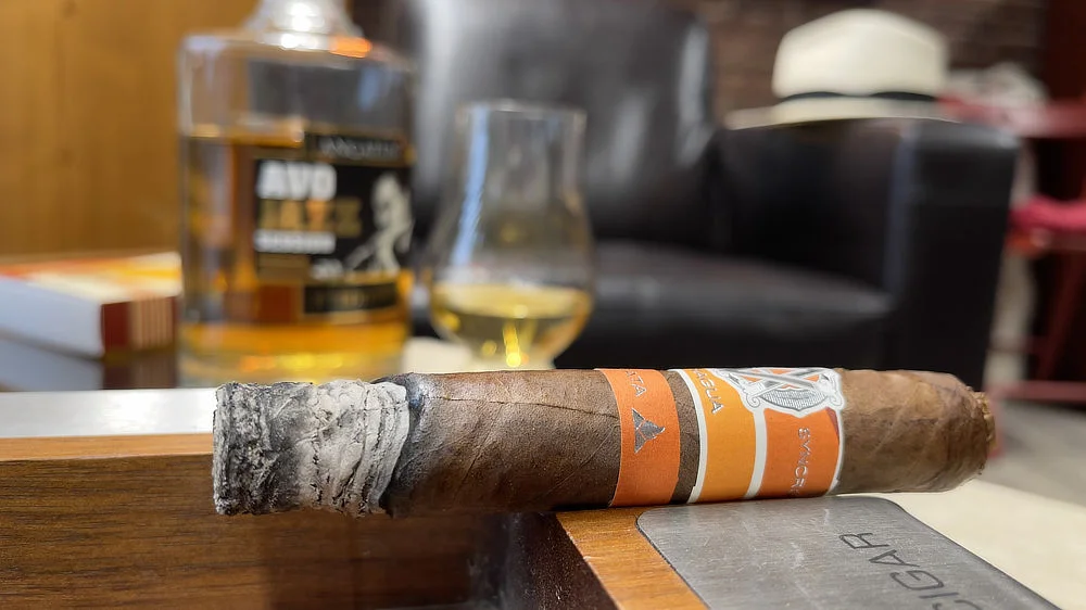 Avo Syncro Nicaragua Fogata Robusto