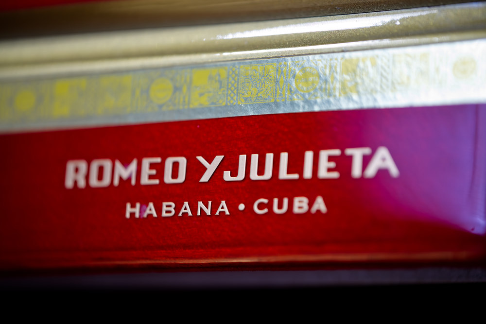 All prints are perfectly executed on all three box formats of the Romeo Y Julieta Linea de Oro. Romeo Y Julieta Linea De Oro Dianas