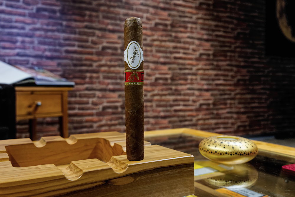 Critique Davidoff Year of the Horse 2026