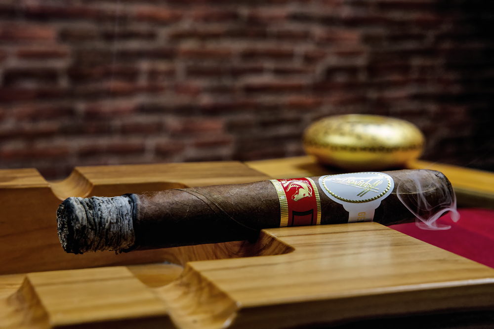 Critique Davidoff Year of the Horse 2026