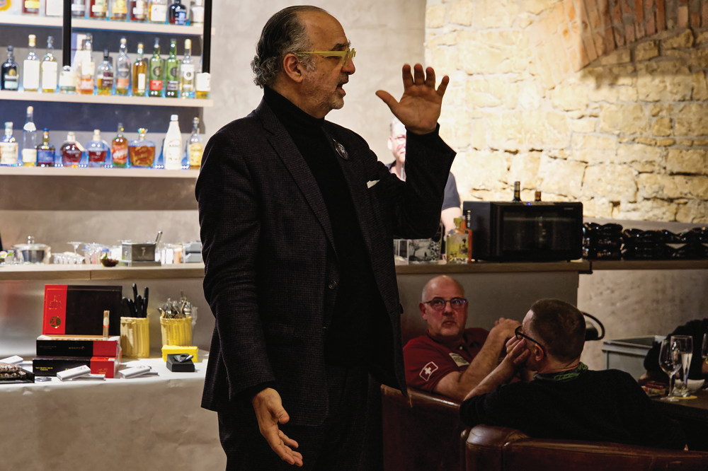 Event in Basel: Flor de Selva Salomón 30 Años.